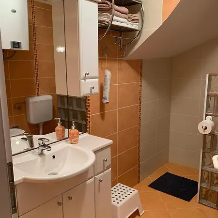 Apartment Marinko
